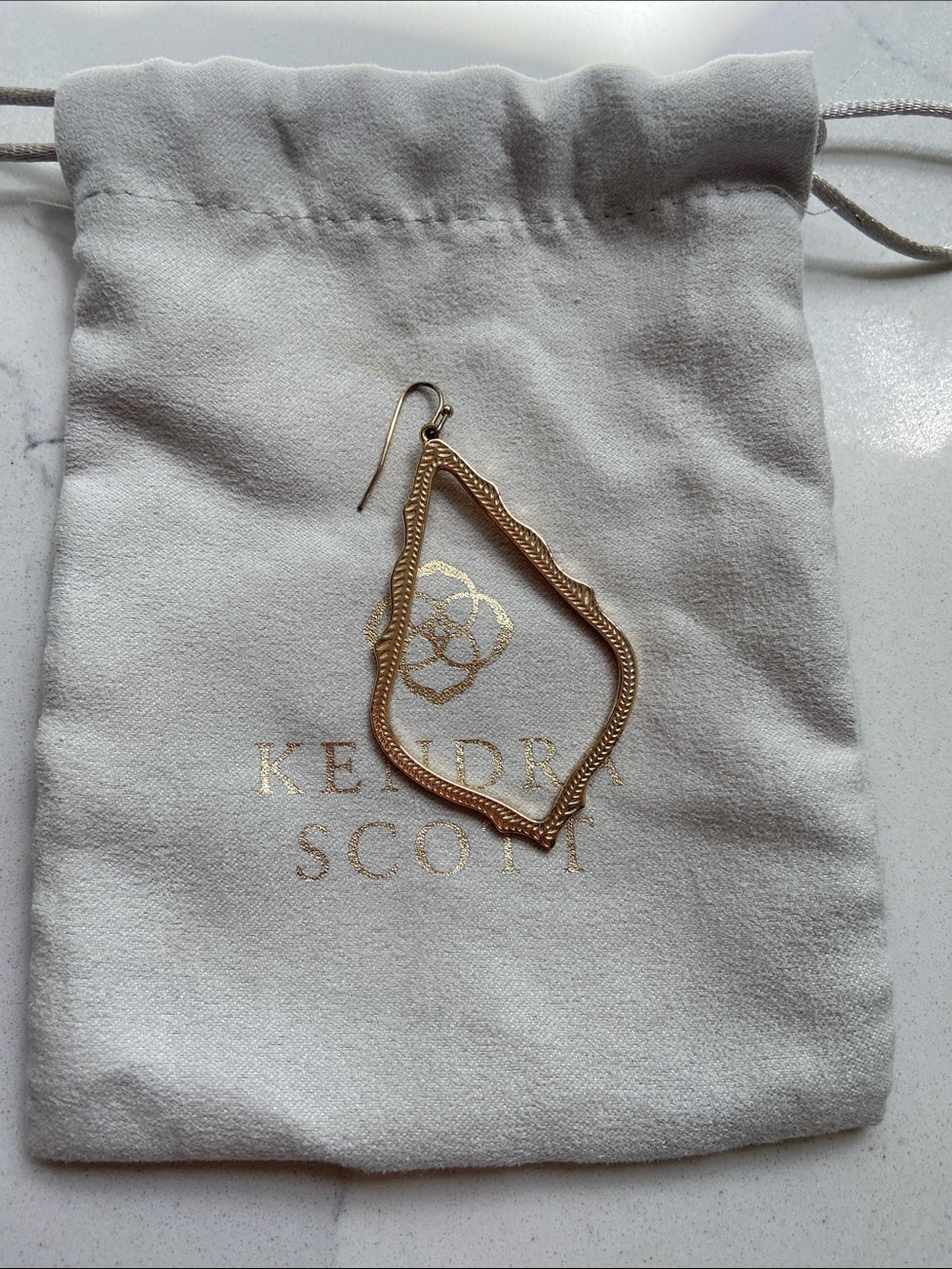 Kendra Scott Gold Wavy Open Teardrop Earring